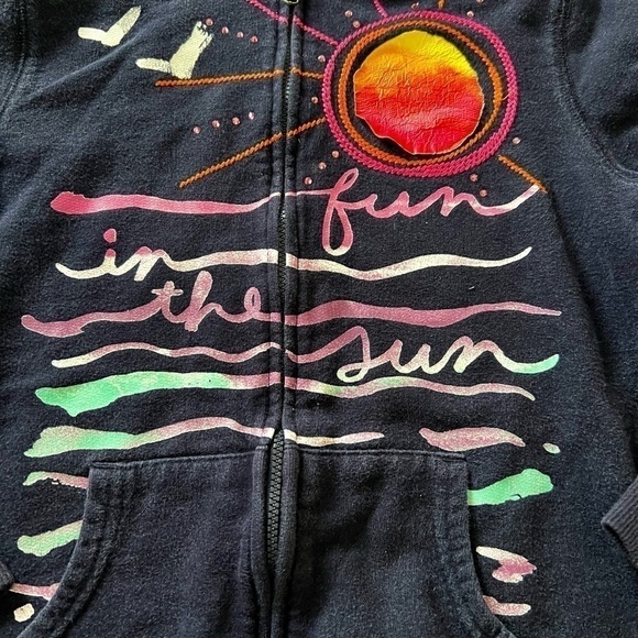 🐠”FUN IN THE SUN” SWEATSHIRT - Picture 3 of 5